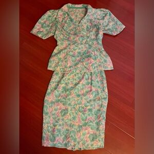 Floral Tulip Print Pencil Skirt/Double Breasted Two Piece- Pastel Green & Pink